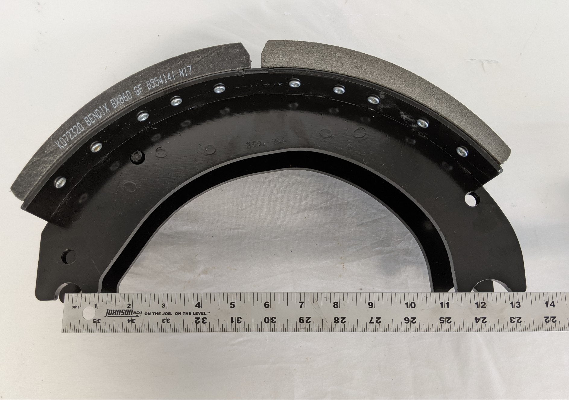 *1 Set (2 Shoes)* Bendix 15" 4719 BX860 5" Brake Shoes - P/N BW K097960 (9537105592636)