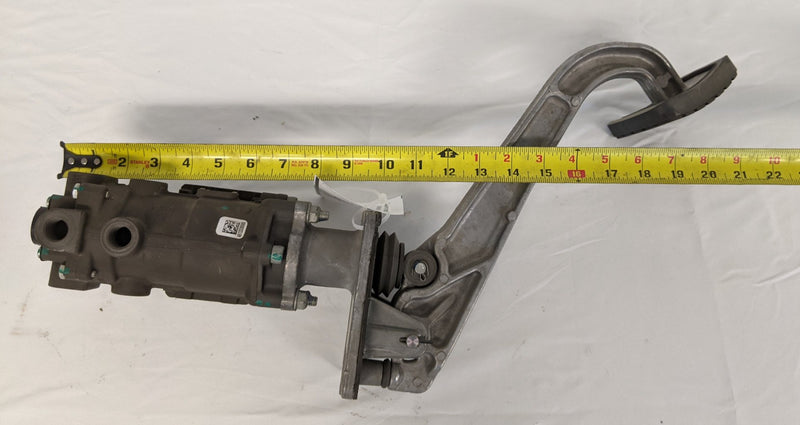 Damaged Plug* Freightliner Foot Brake Pedal - P/N 9618992110