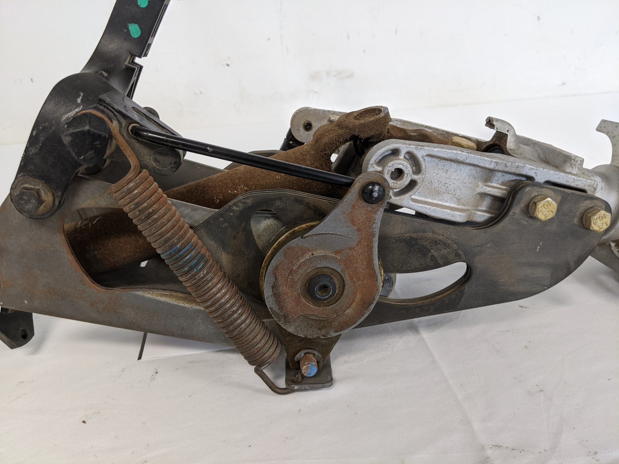 Used Freightliner Coronado Adjustable Steering Column - P/N A14-18191-004 (4603716862038)