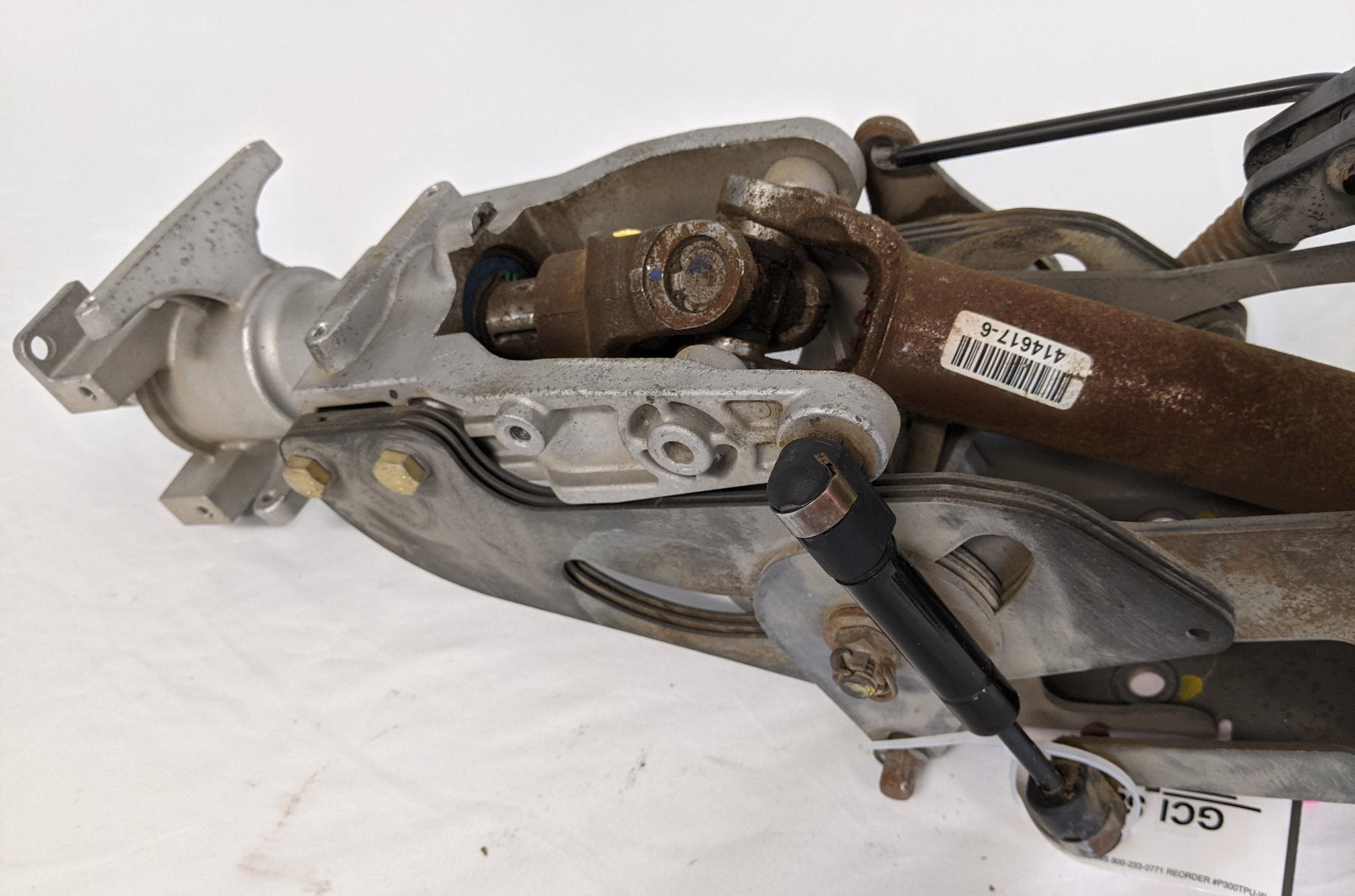 Used Freightliner Coronado Adjustable Steering Column - P/N A14-18191-004 (4603716862038)