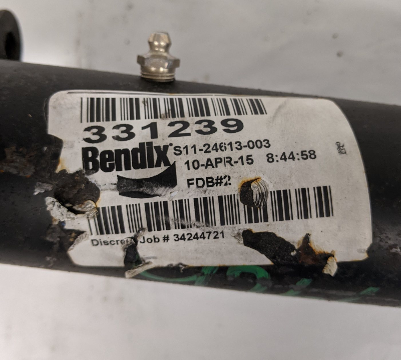 *Rusty New Take Off* Bendix Brake Camshaft P/N 811407 & Housing P/N 976687 (9573690573116)