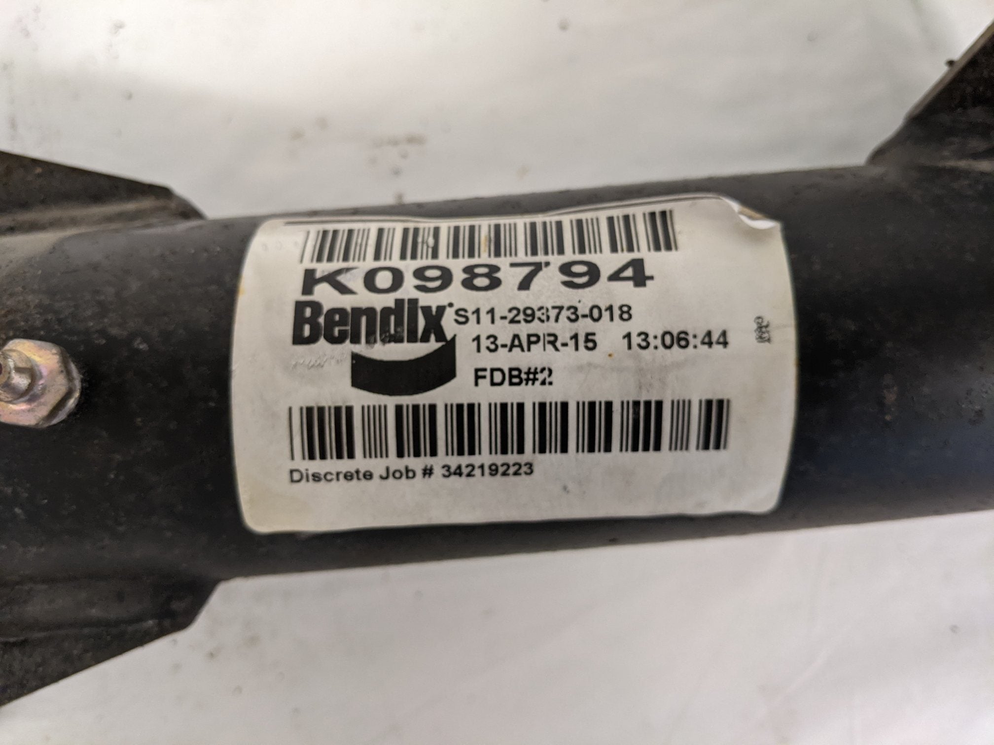 Bendix Brake Camshaft P/N 808628 & Housing P/N K098424