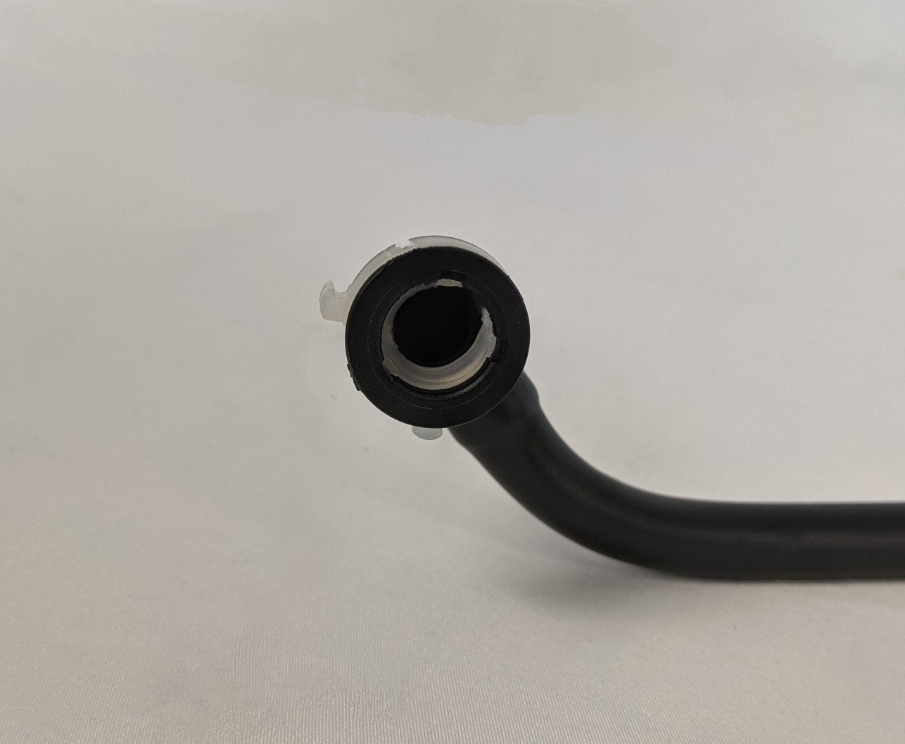 Freightliner 6 Gallon Return Coolant Tube - P/N  04-30585-000 (3939449372758)