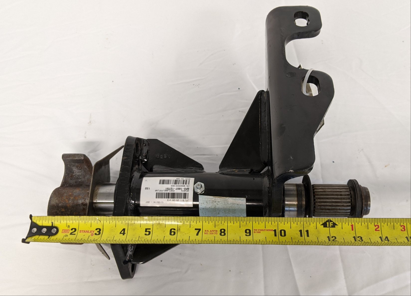 *New Take Off* Meritor Brake Camshaft P/N 2210C7543 & Housing P/N T30-3299P6256 (9606335004988)