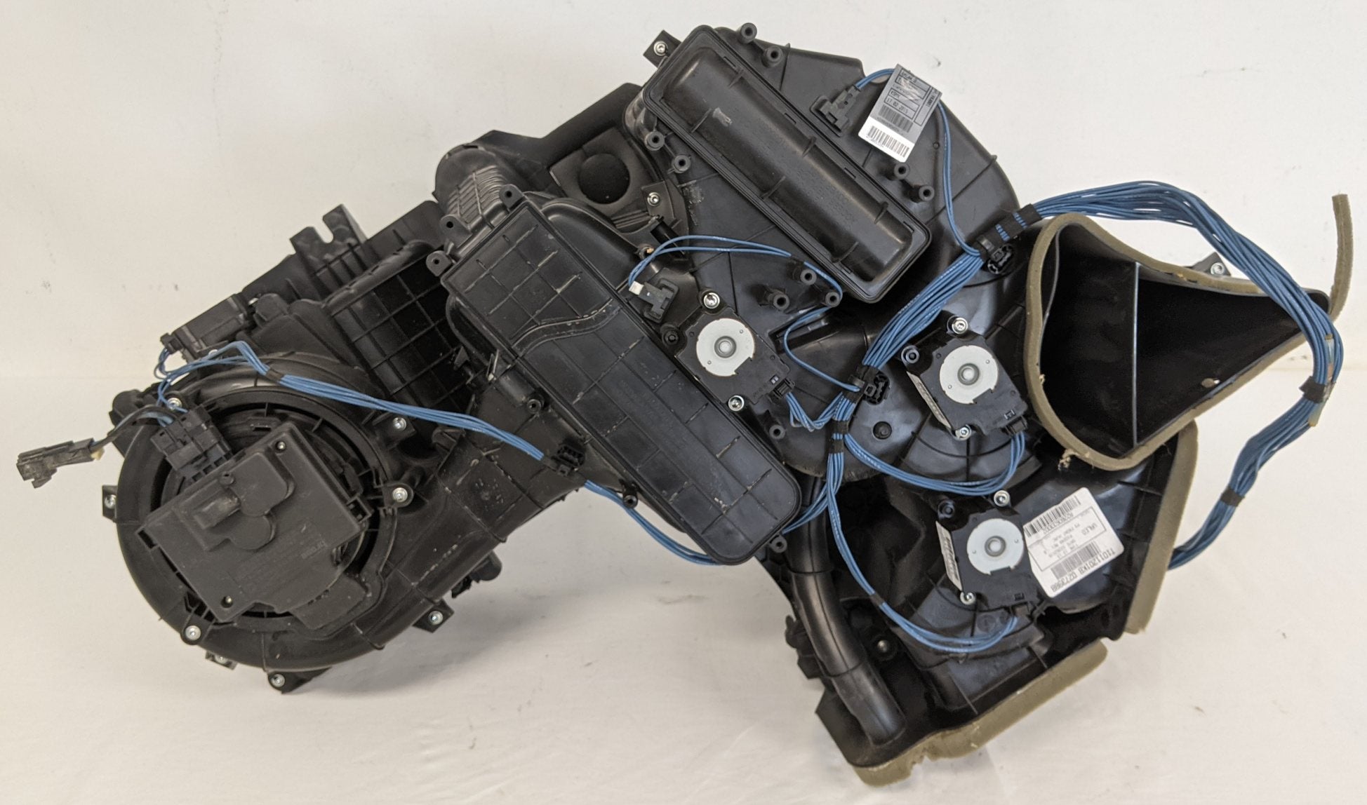 Used Freightliner Cascadia P3 Valeo HVAC Assembly - P/N A22-60633-002 (9620841300284)