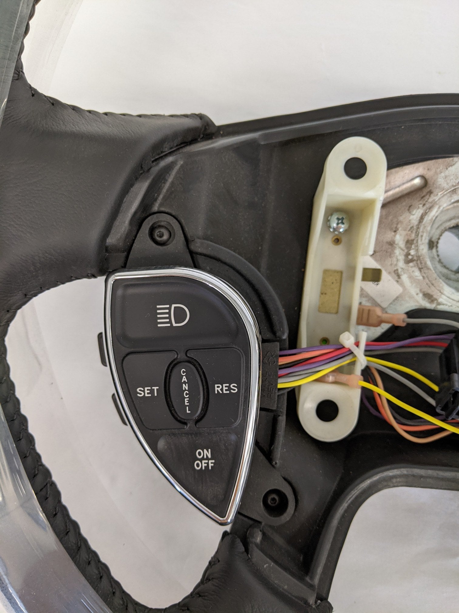 Freightliner Woodgrain and Leather Smart Steering Wheel - P/N  14-19329-002 (3939494133846)