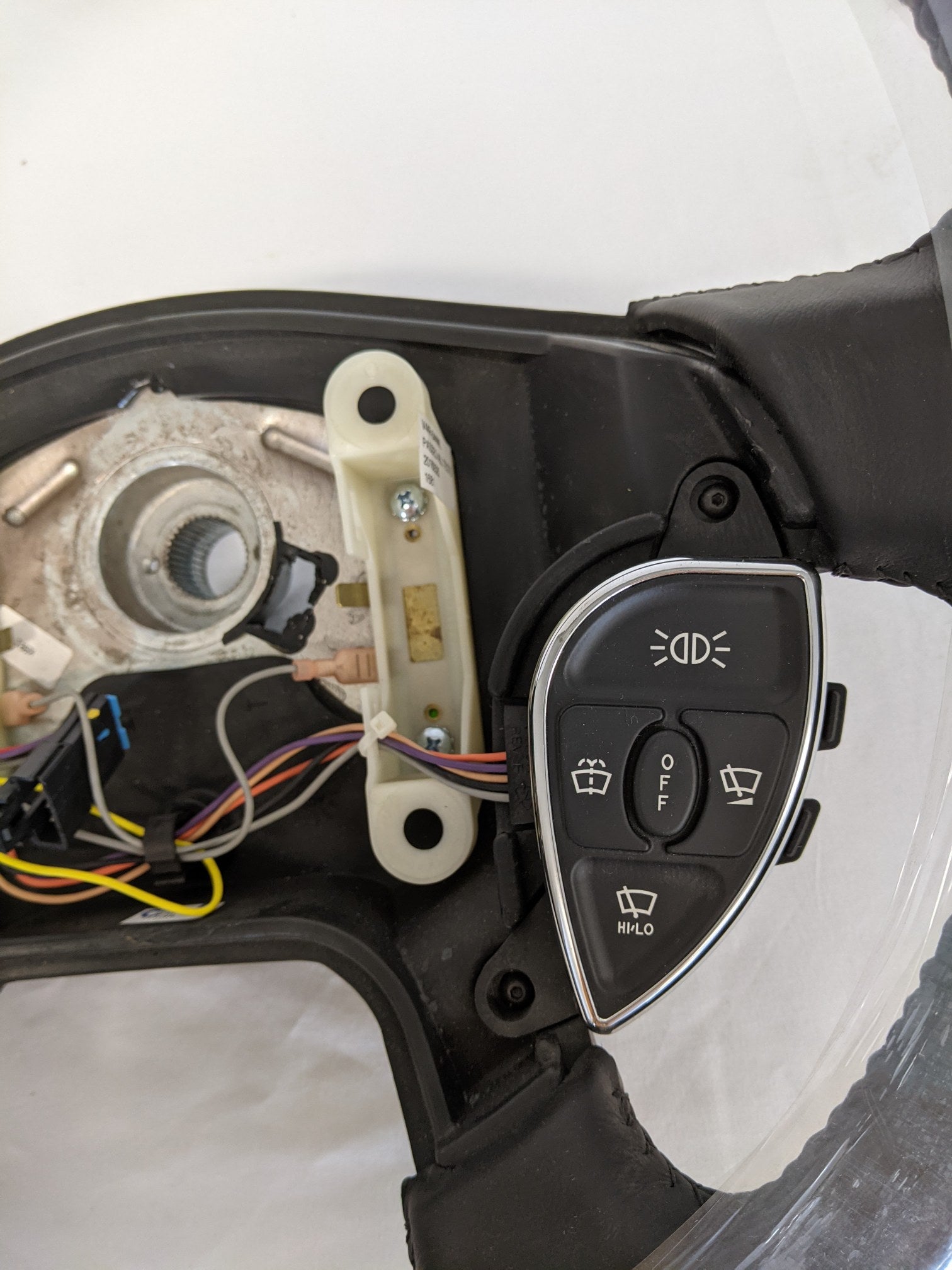 Freightliner Woodgrain and Leather Smart Steering Wheel - P/N  14-19329-002 (3939494133846)