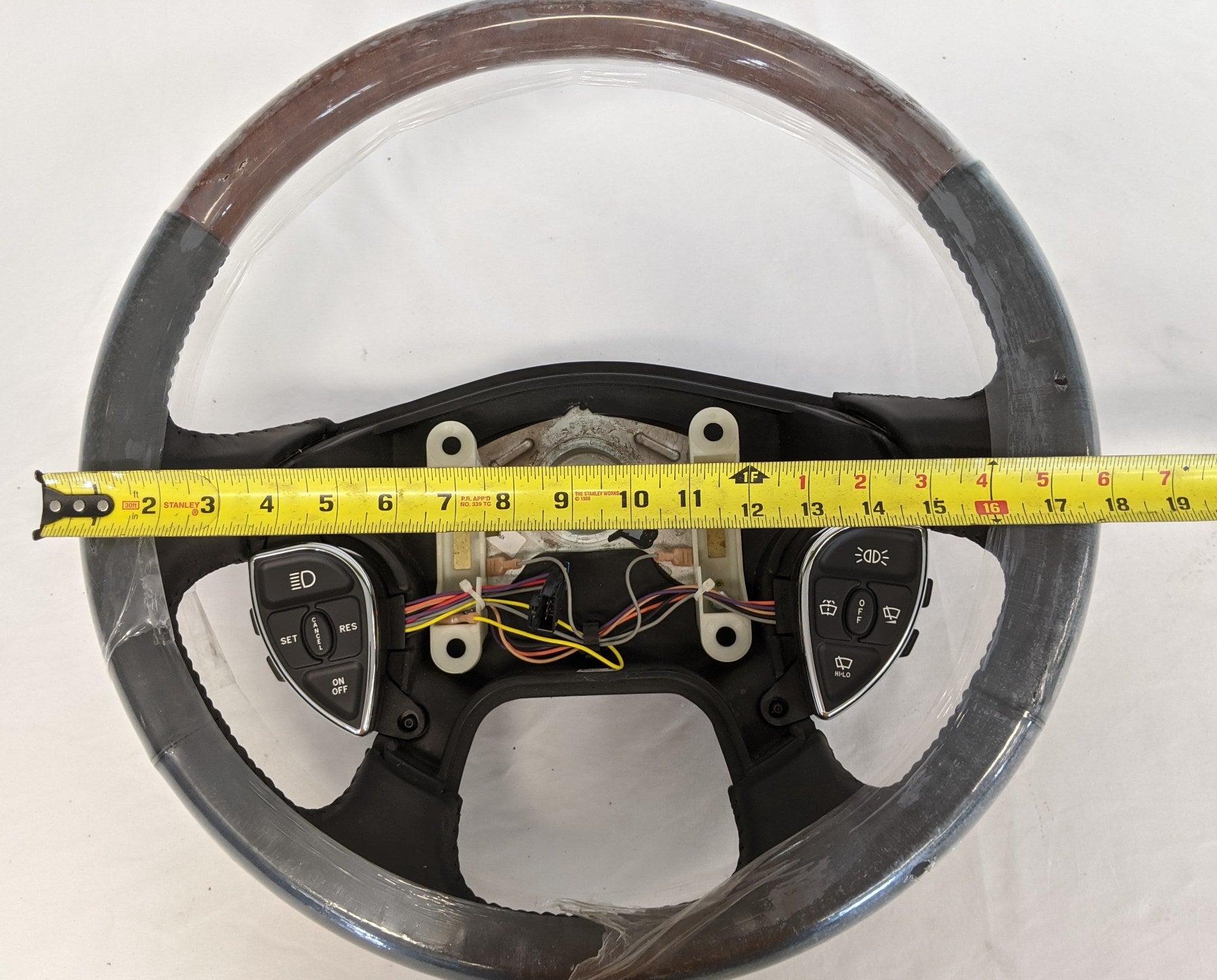 Freightliner Woodgrain and Leather Smart Steering Wheel - P/N  14-19329-002 (3939494133846)