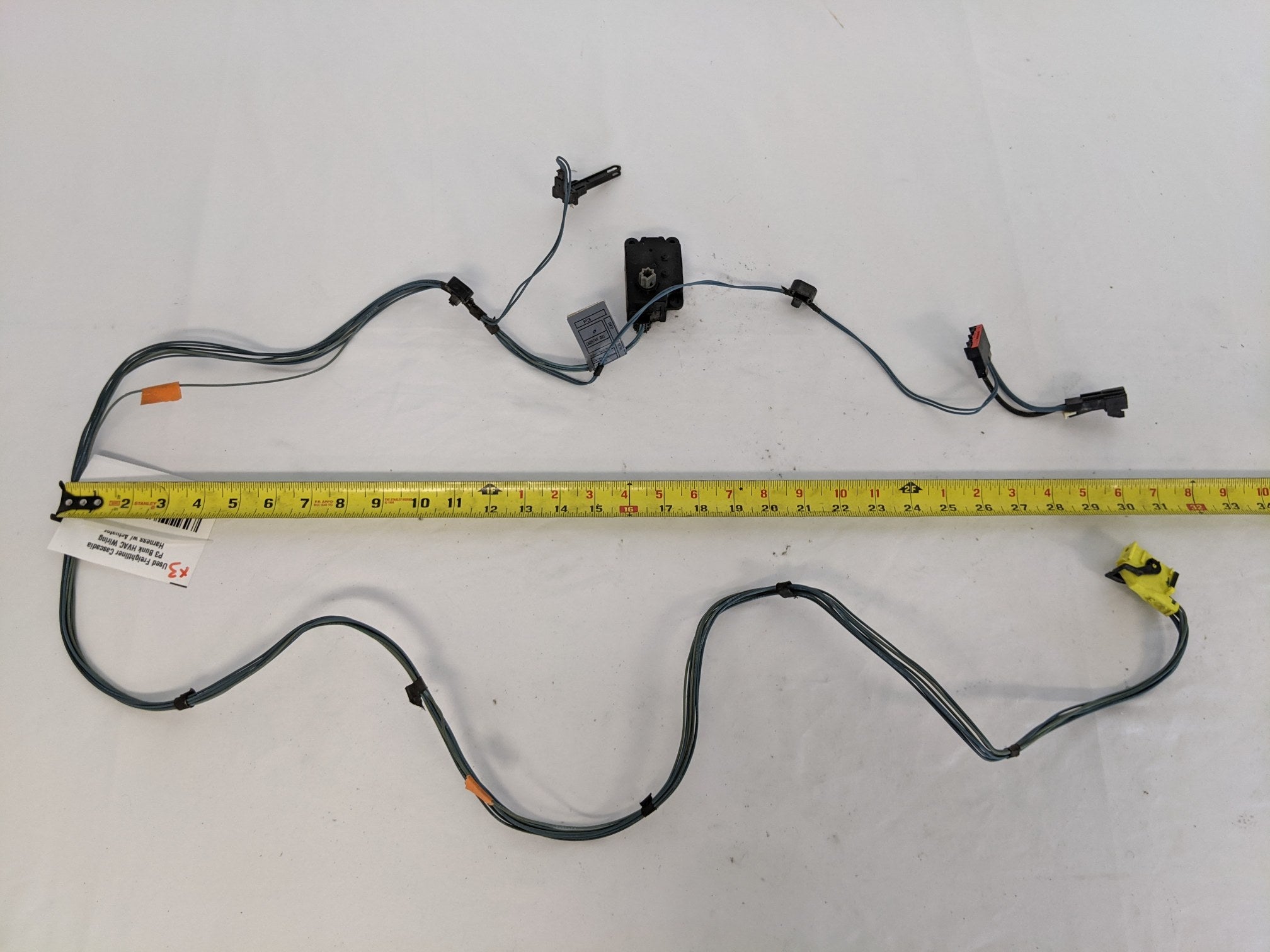 Used Freightliner Cascadia P3 Bunk HVAC Wiring Harness w/ Actuator - P/N T77607A (9650047582524)