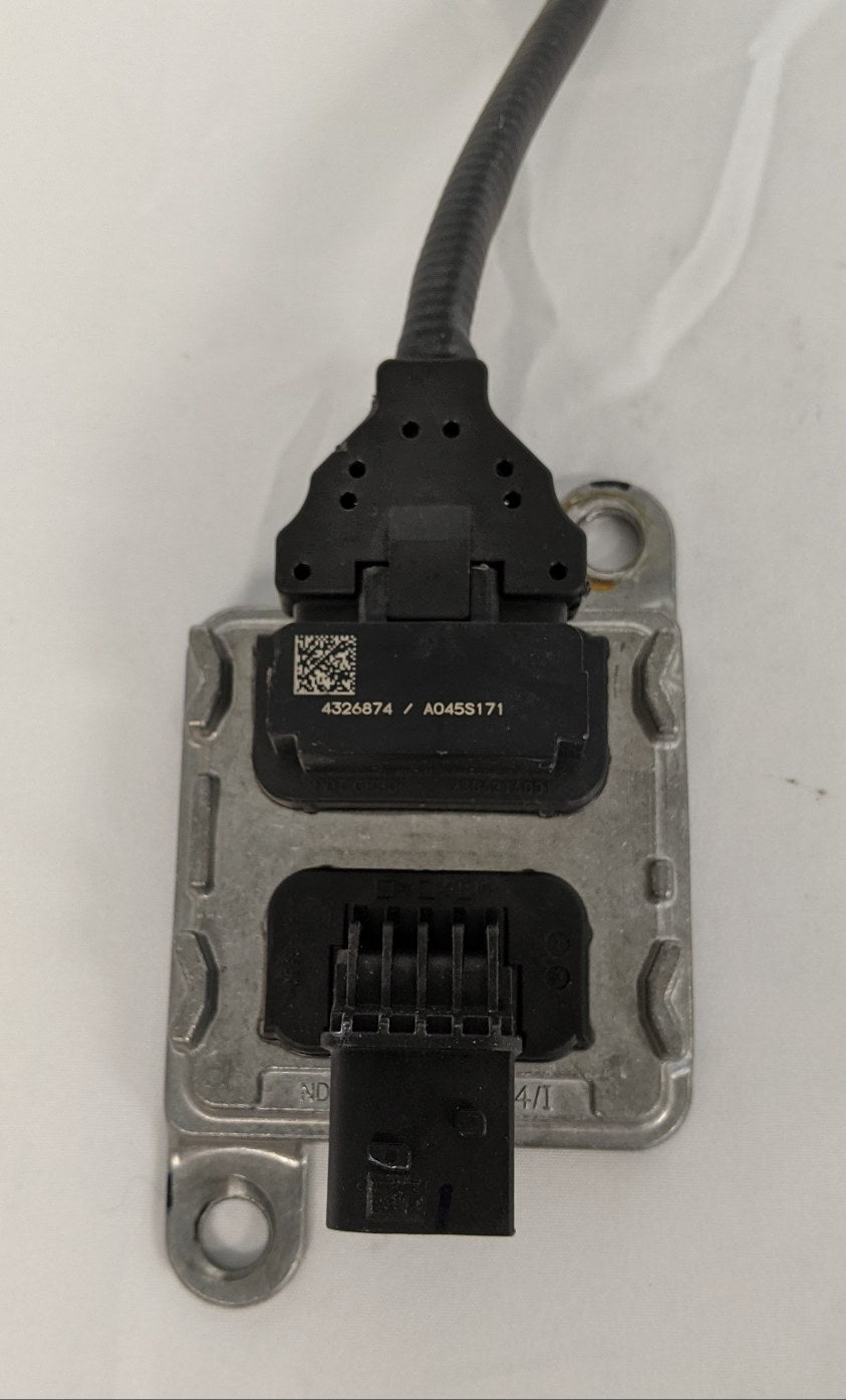 Damaged Cummins Nitrogen Oxide Sensor - P/N 4326874 (9655273619772)