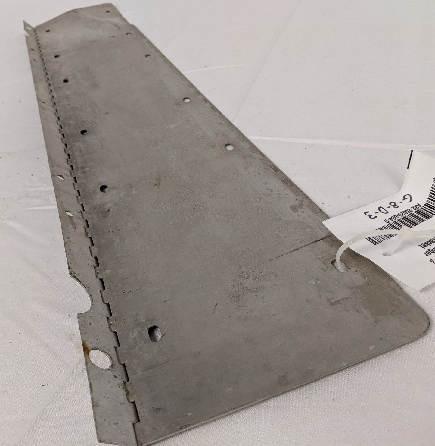 Damaged Freightliner 3 License Plate Hanger Mounting Bracket - P/N A22-25029-004 (6625714831446)