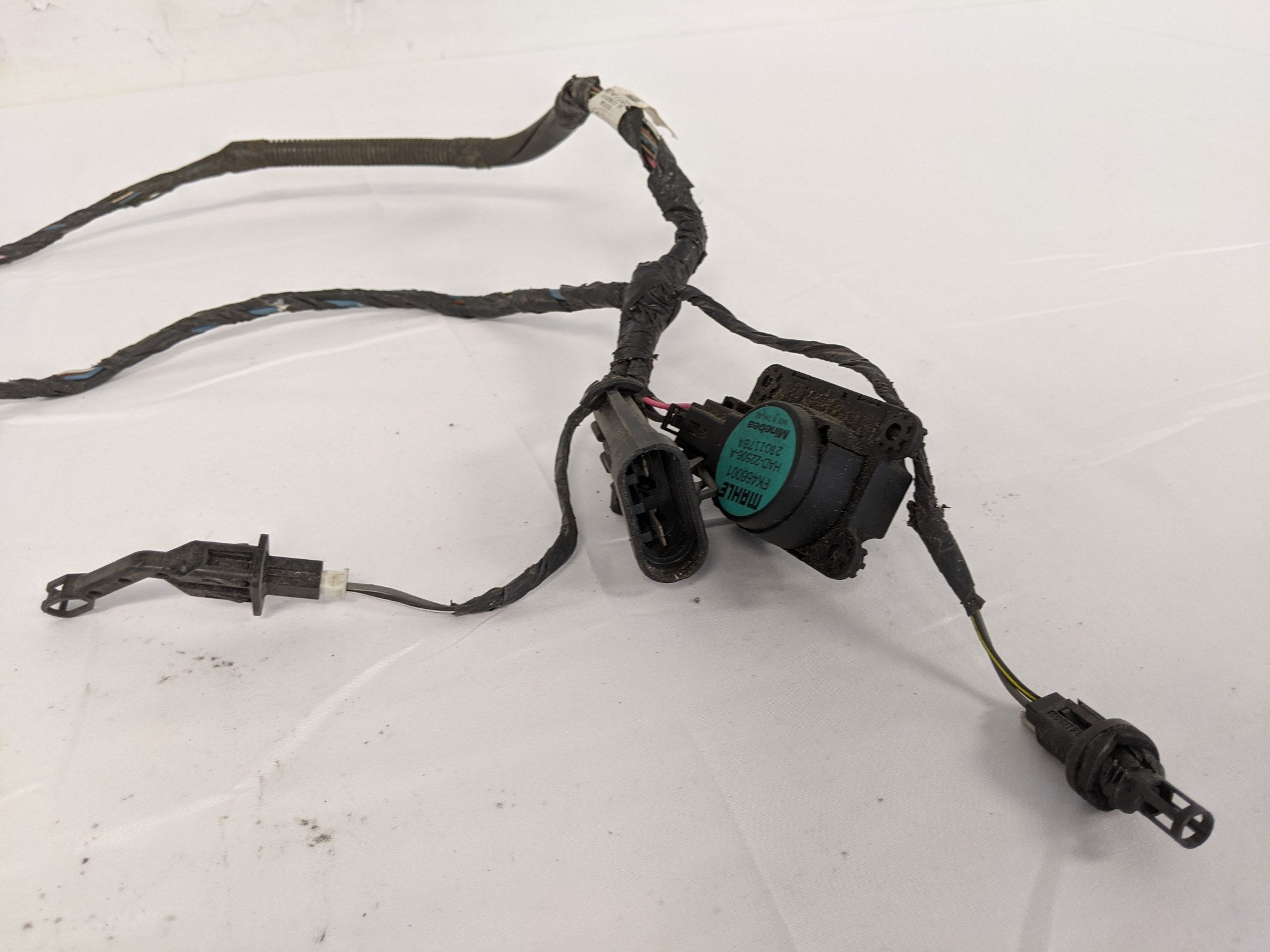 Used Freightliner Cascadia P4 Bunk Heater Harness w/ Actuator - P/N BOA FH660003 (9651795624252)