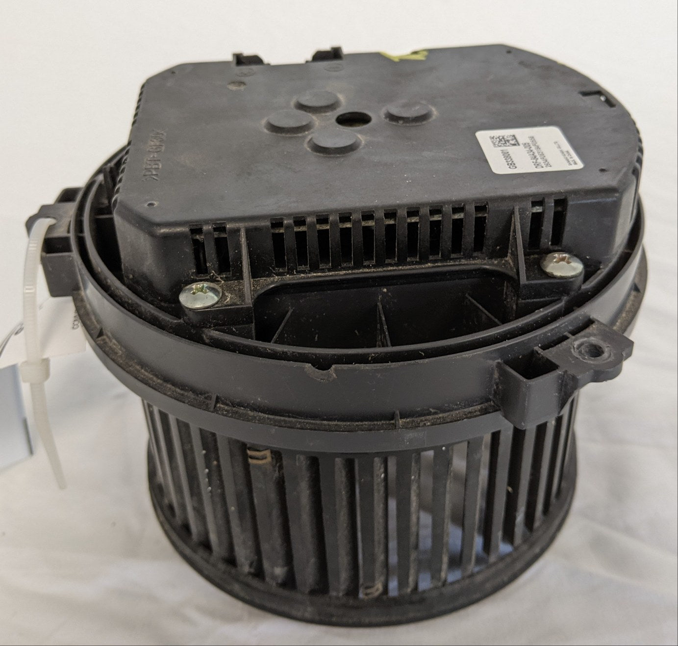 Damaged Freightliner M2 Cascadia Brushless HVAC Blower Motor - P/N GB338001 (9656592433468)