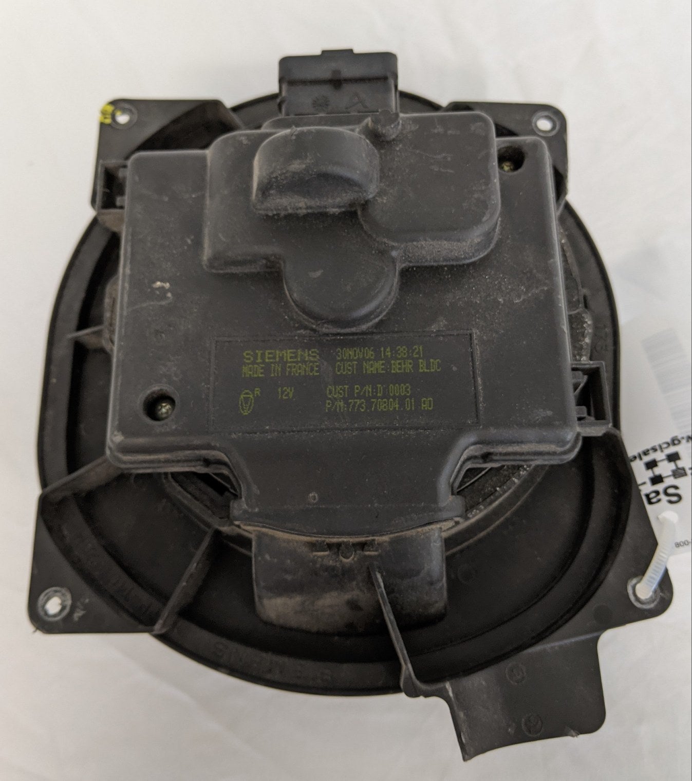 Freightliner Columbia HVAC Blower Motor - P/N 7737080401