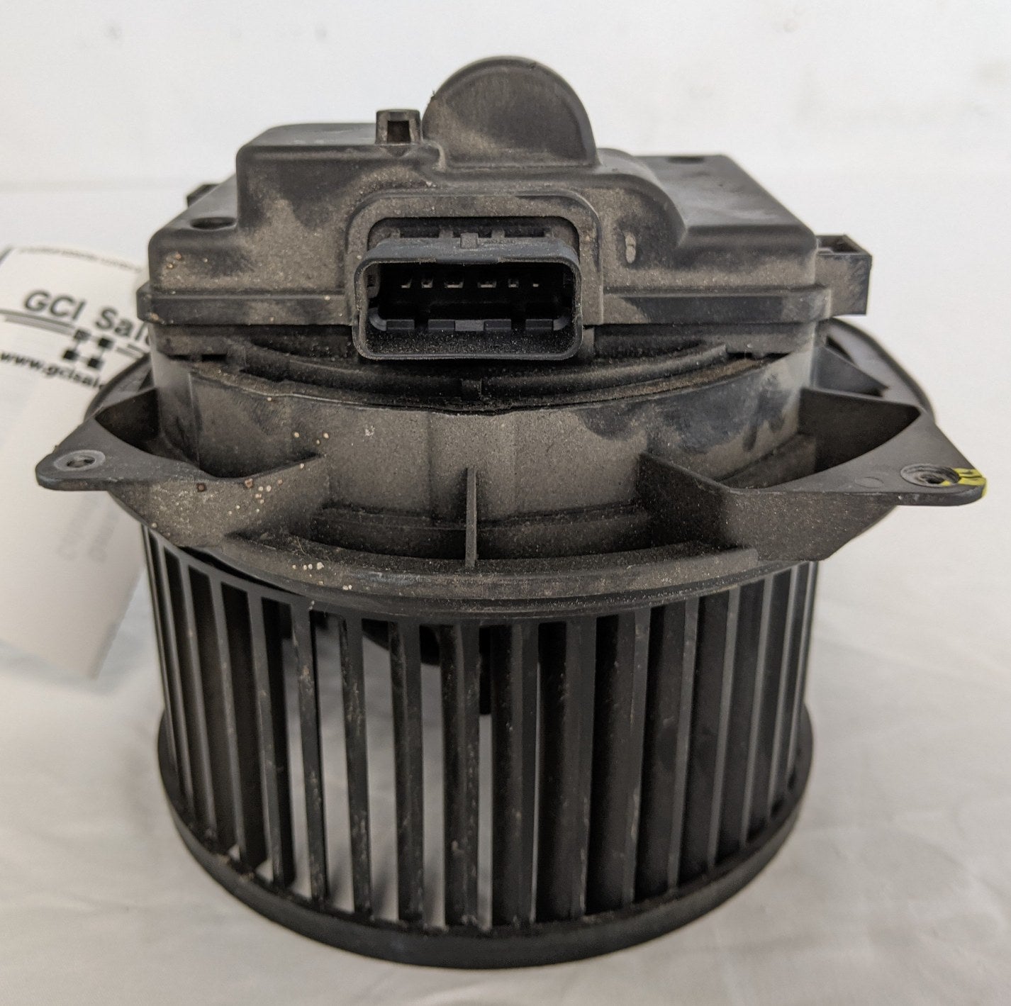 Damaged Freightliner Columbia HVAC Blower Motor - P/N 7737080401 (9656710299964)