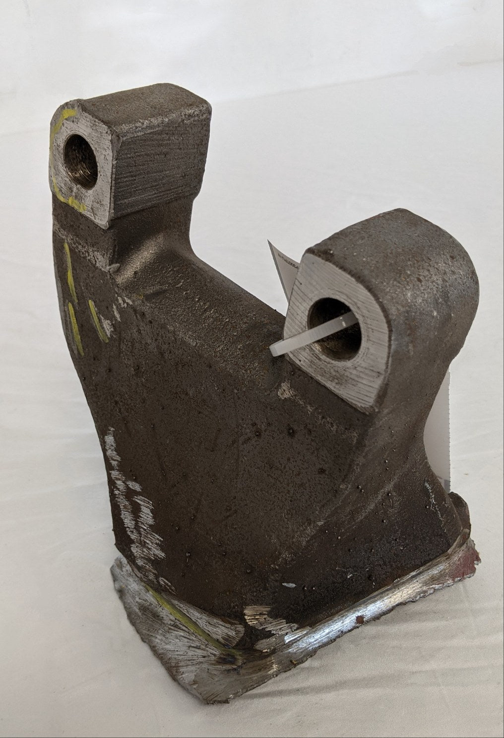 Used Freightliner LH Airliner 14X Lateral Control Rod Bracket - P/N 16-21075-000 (9660259959100)