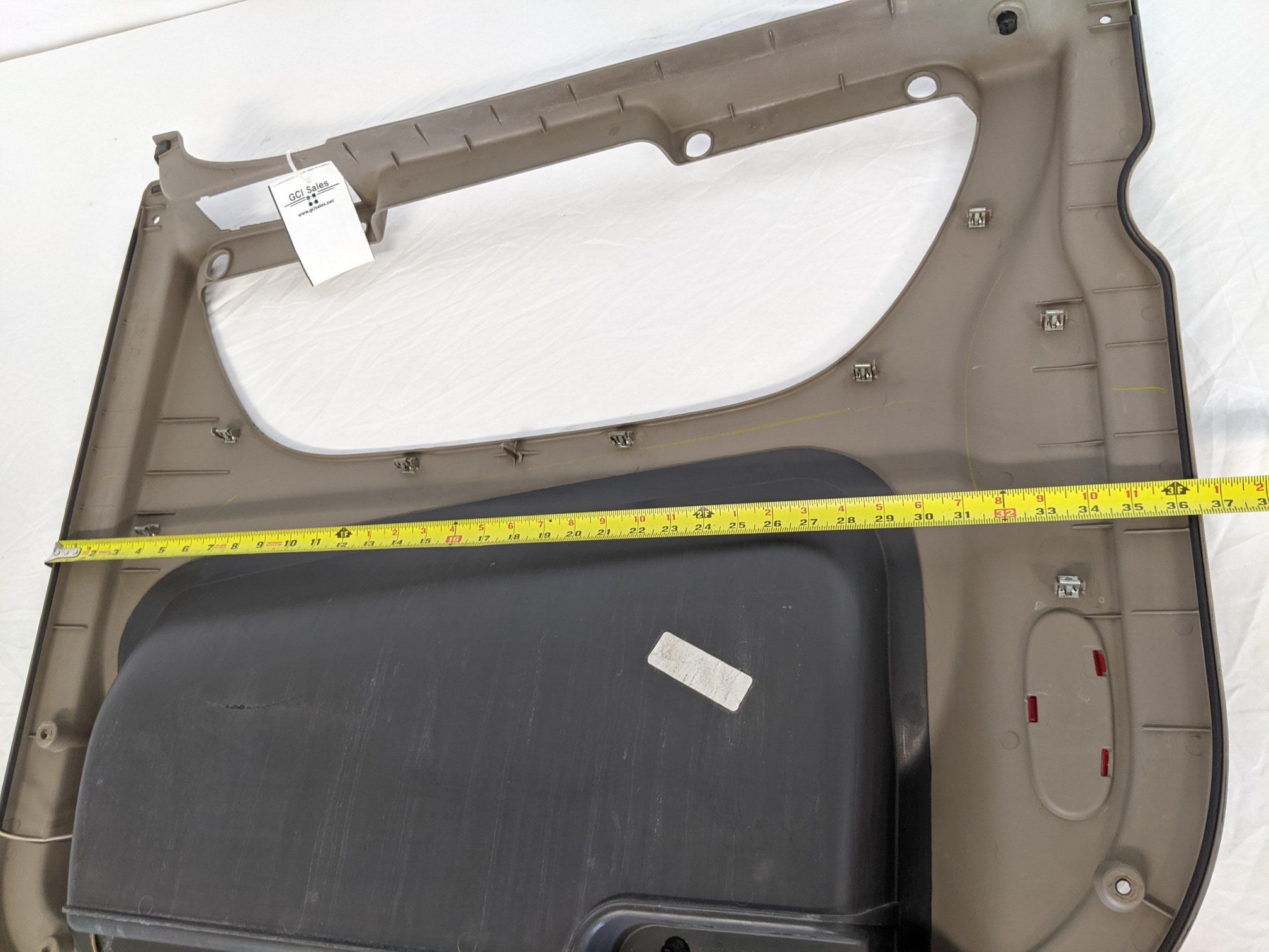 *Heavy Wear* Freightliner Cascadia P3 LH Door Panel -P/N A18-58477-004, 16915385 (9673665446204)