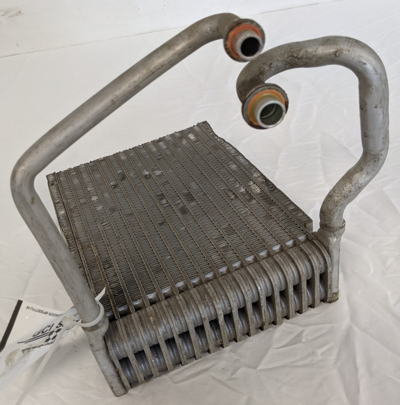 Damaged Freightliner Columbia Bunk HVAC Evaporator Coil w/o Valve- P/N BOA 91567 (9684155105596)