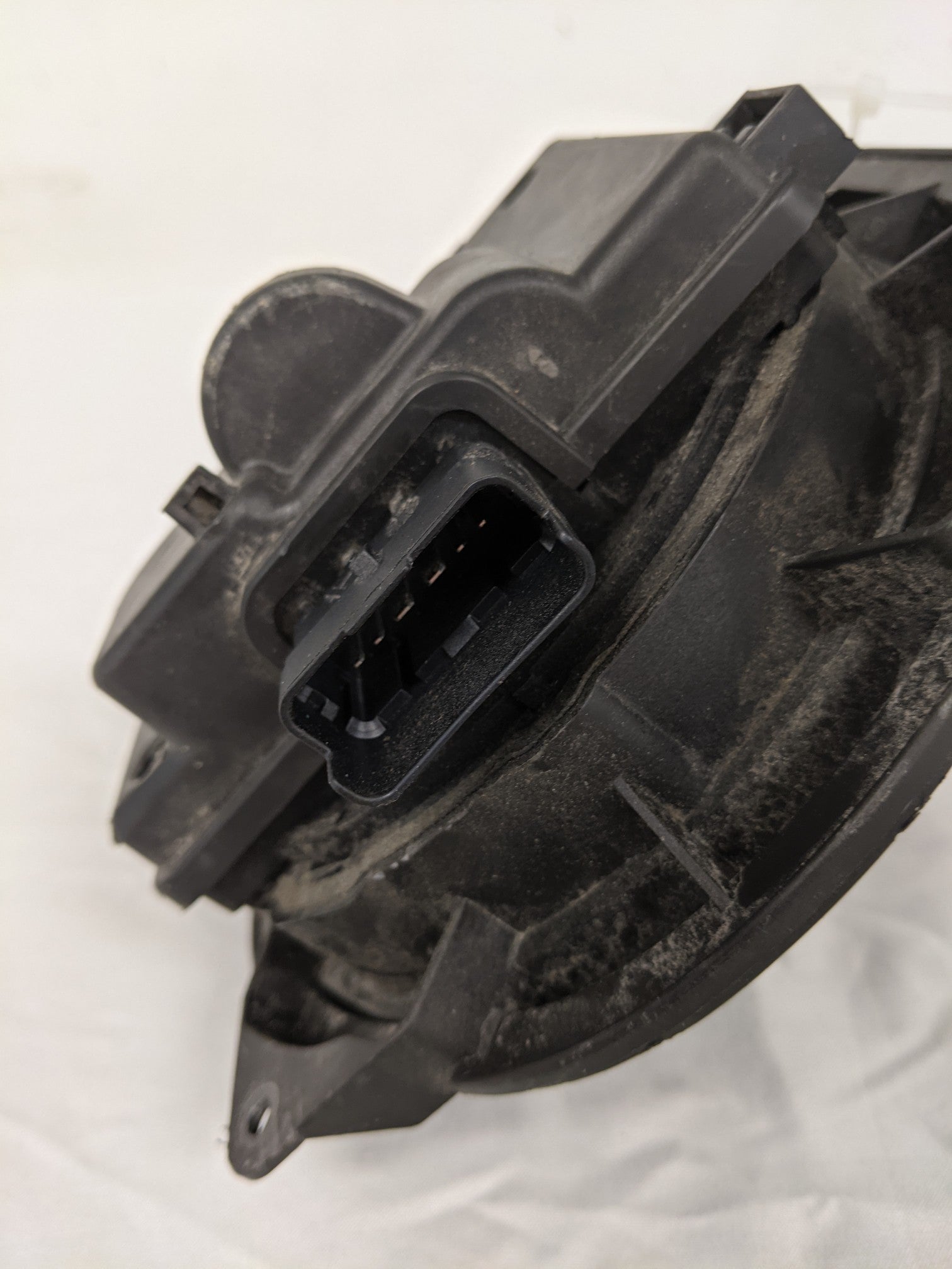 *Corner Chipped* Freightliner Columbia HVAC Blower Motor Only - P/N 7737080401 (9707622007100)