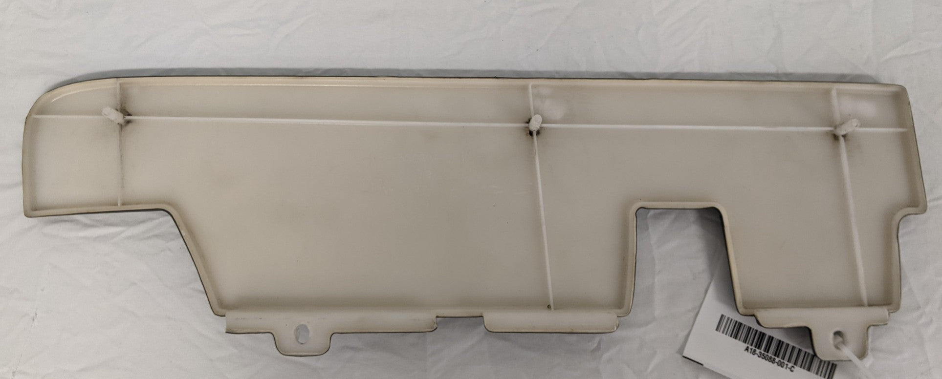 Used Freightliner Columbia RH Upper Door Trim Panel - P/N A18-35088-001 (9711022539068)