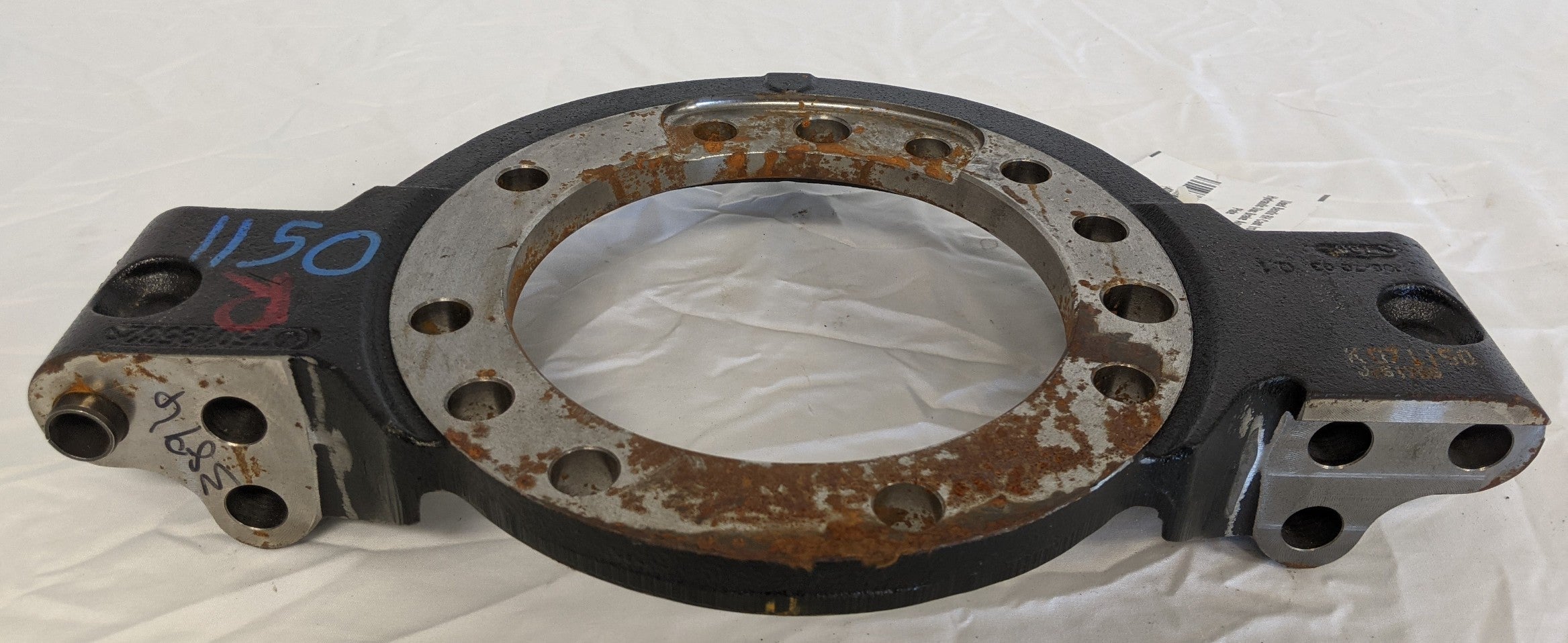 Used Bendix RH Cast Iron Hydraulic Disc Brake Anchor Plate - P/N BWK071150 (9712563552572)