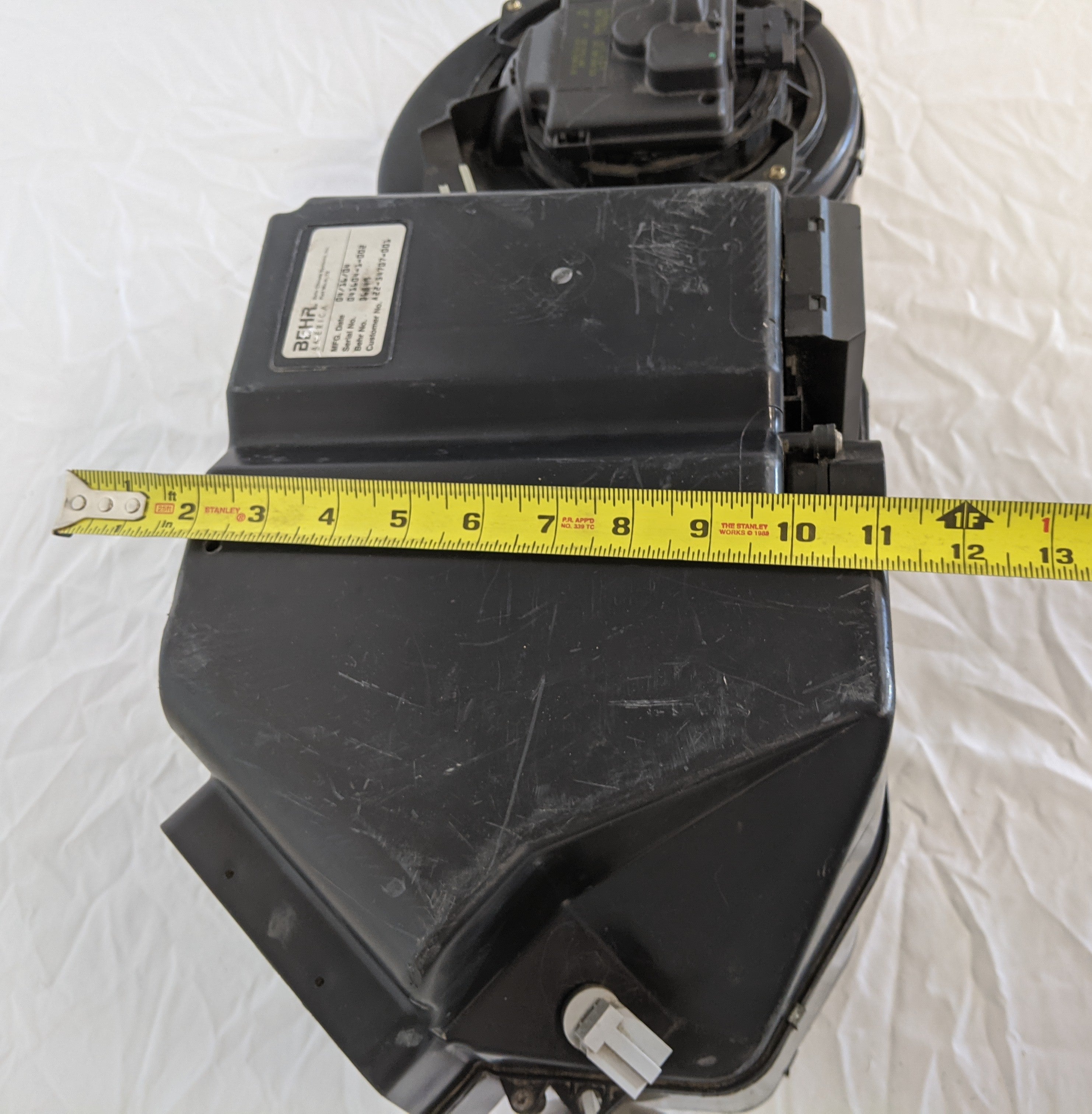 Damaged Freightliner Columbia Bunk HVAC - P/N A22-54707-001