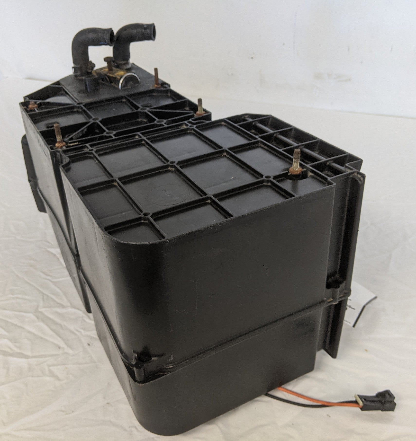 Damaged Freightliner A22-46888-014 - Bunk HVAC Unit