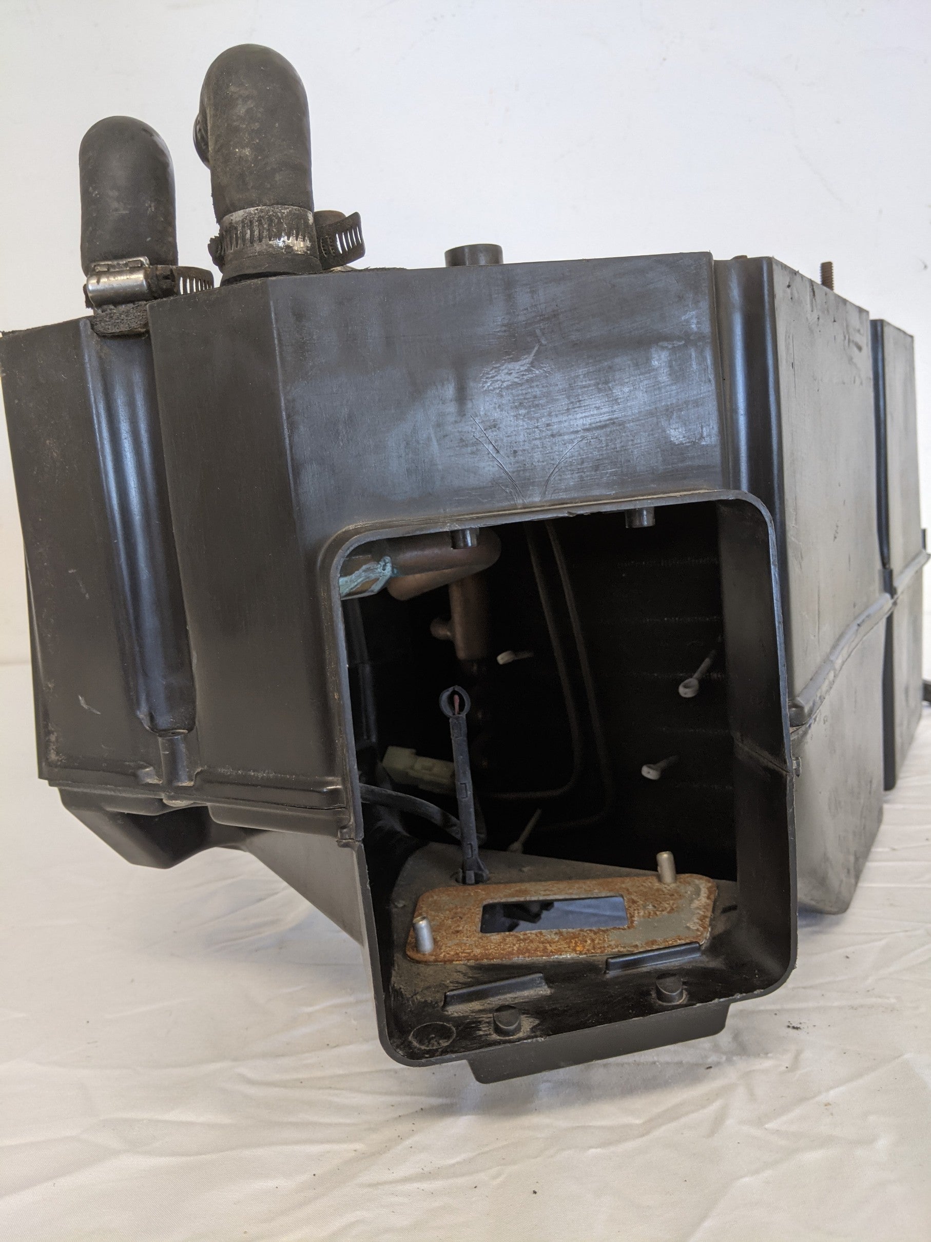 Damaged  Freightliner Century, Columbia Bunk HVAC Unit - P/N A22-46888-014 (9719955980604)