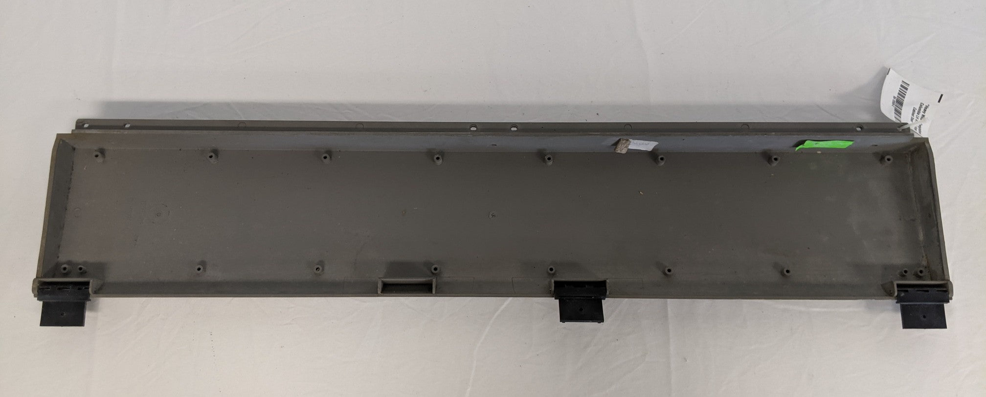 *Heavy Wear* Freightliner Columbia LH 41½" Gray Cabinet Door - P/N 18-31610-002 (9719696326972)