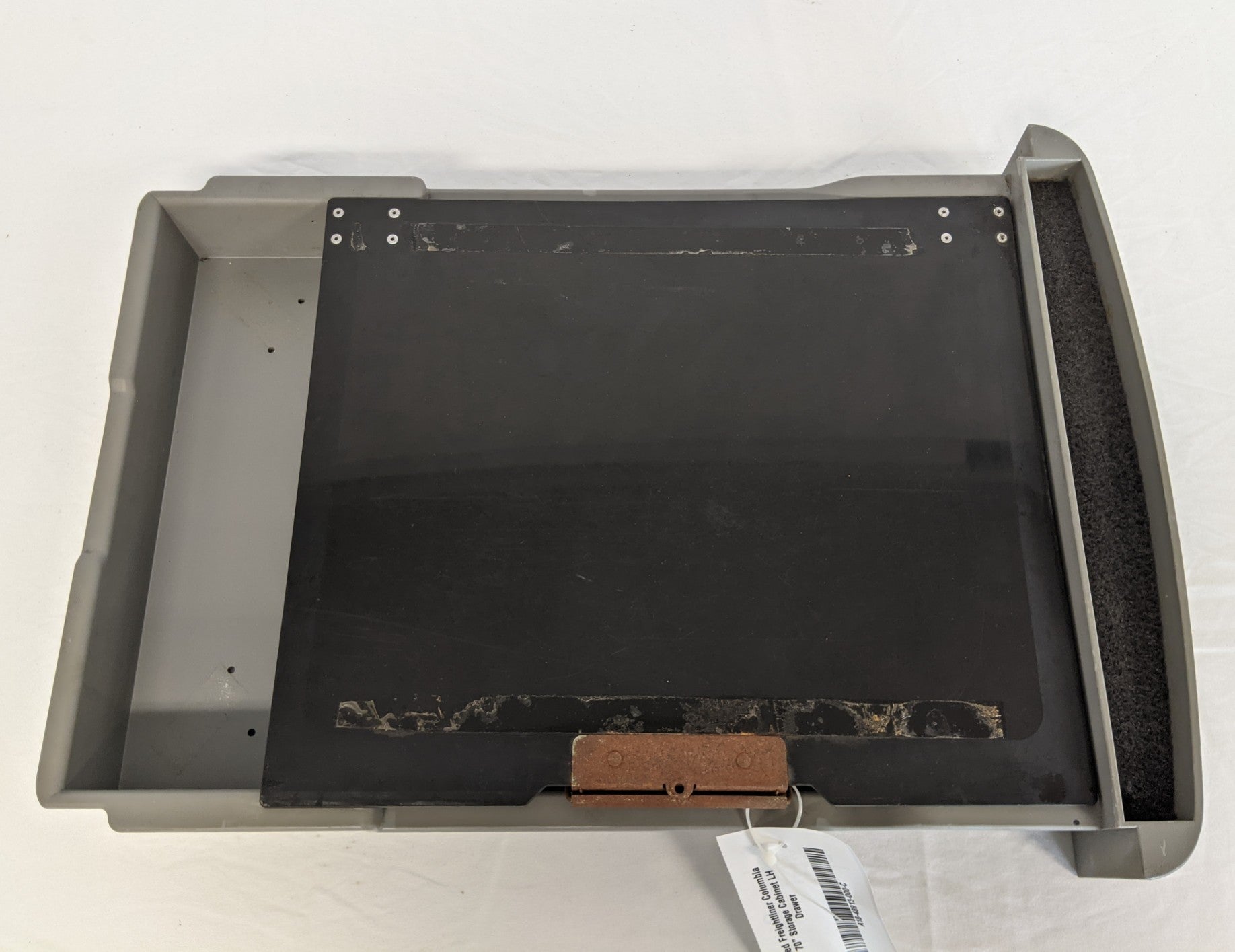 Used Freightliner Columbia 70" Storage Cabinet LH Drawer - P/N A18-48913-000 (9727945474364)