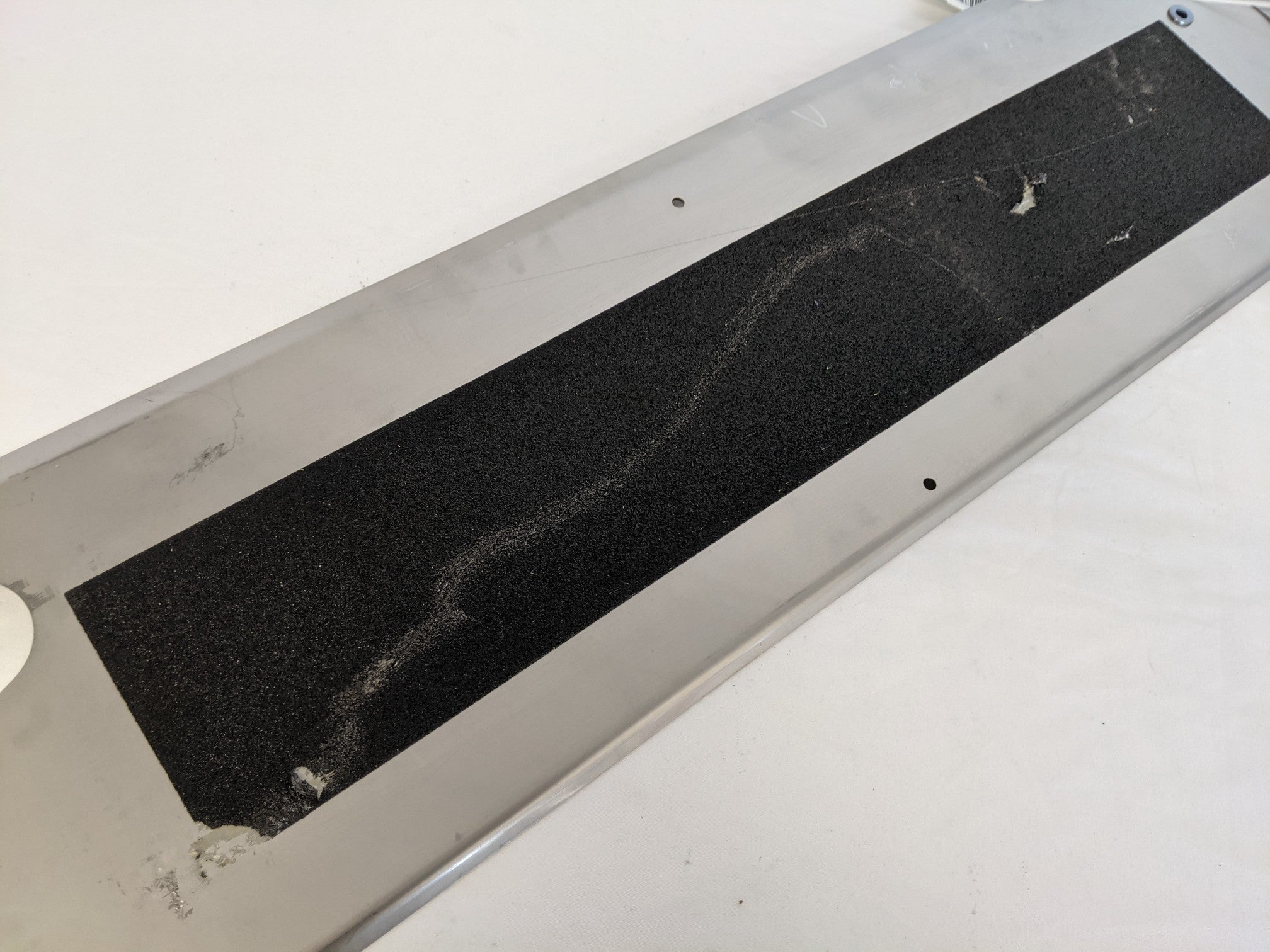 Freightliner (LH) Forward Door Cover Sill - P/N  A18-71264-005 (4990198677590)