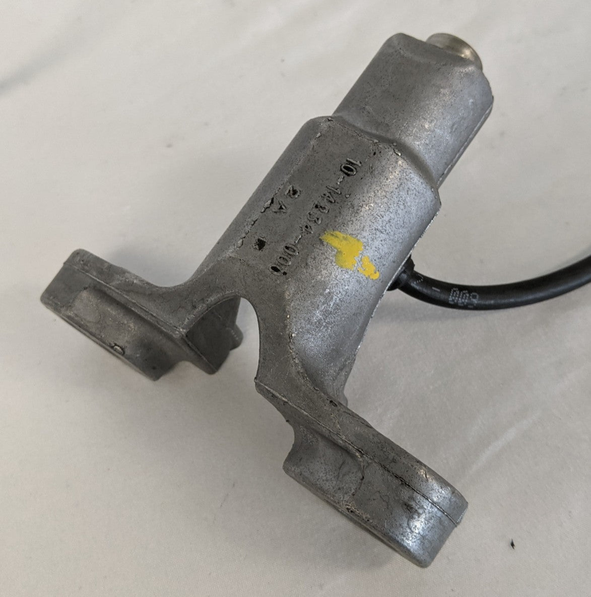 Amazon.com: PartCatalog Front Left/Driver Side OR Front Right/Passenger  Side ABS Wheel Speed Sensor Compatible with Infiniti QX56 5.6L V8 2007 2006  