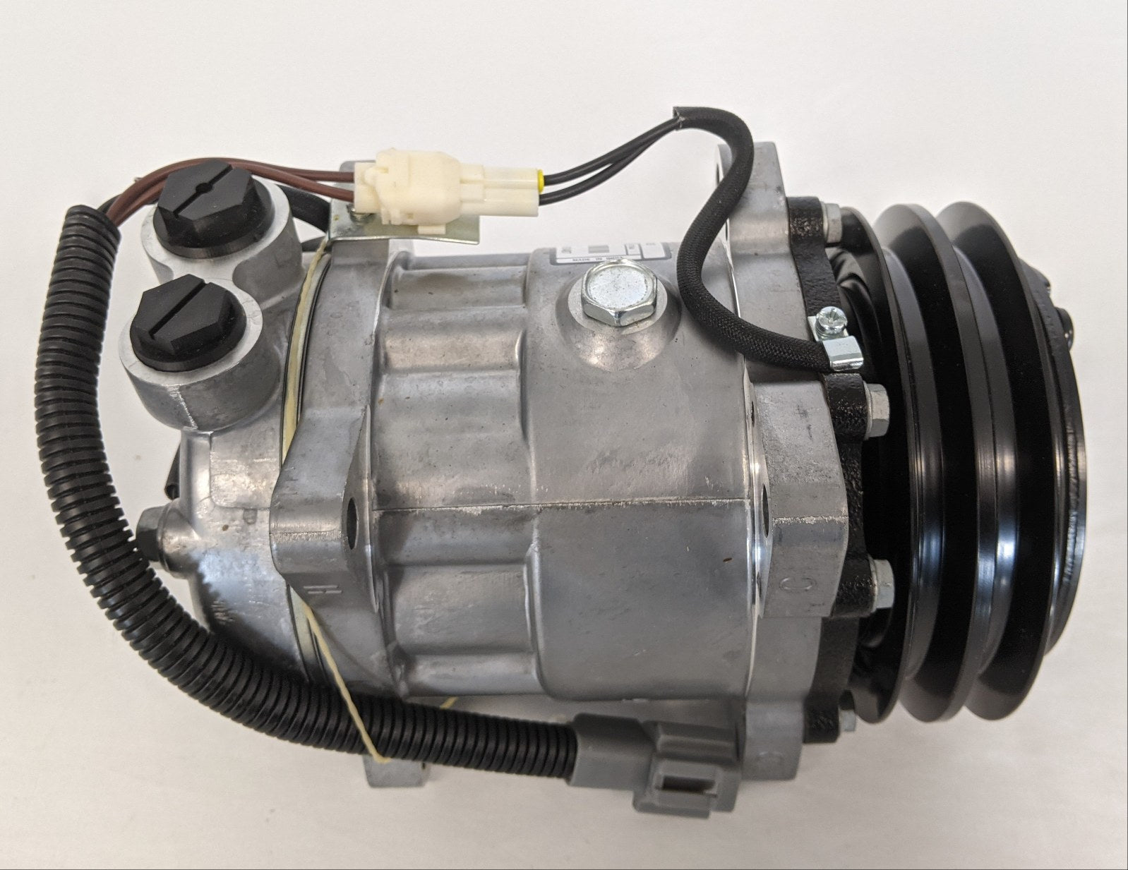 New Alliance V-Pad 12V 2A 132 MM 7H E A/C Compressor - P/N ABPN83304QP7H154603 (9770647257404)