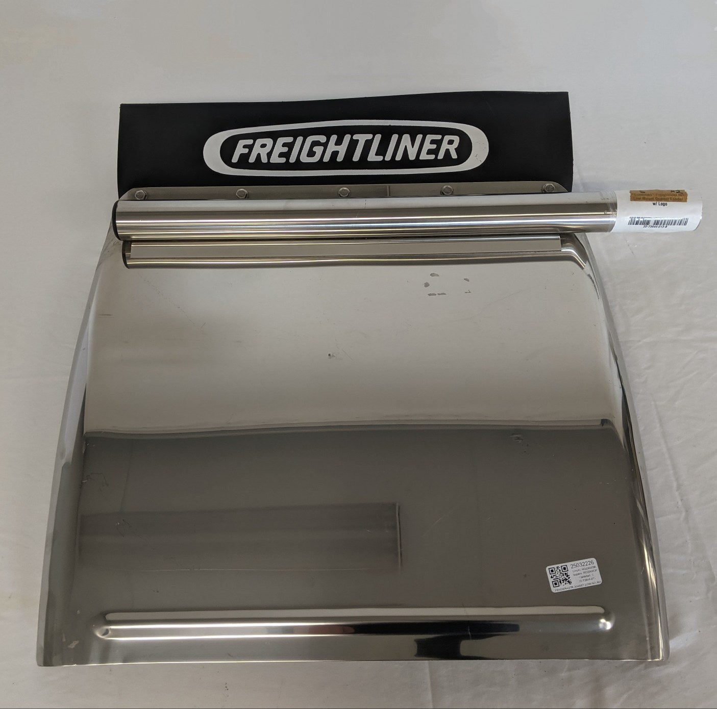 Freightliner RH Standard Mount SS Quarter Fender w/ Logo - P/N 22-73944-019 (9768265449788)