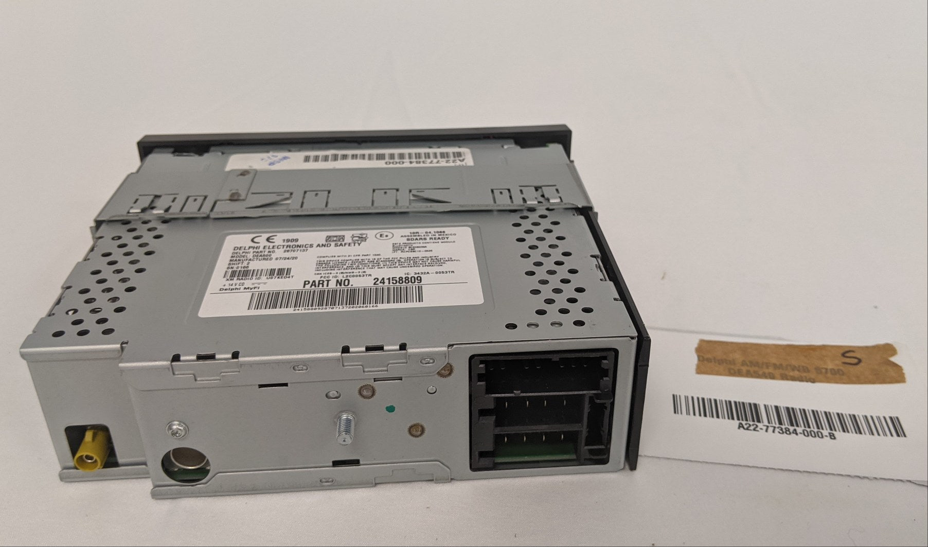 Delphi AM/FM/WB 5700 DEA540 Radio - P/N  A22-77384-000 (6677525659734)