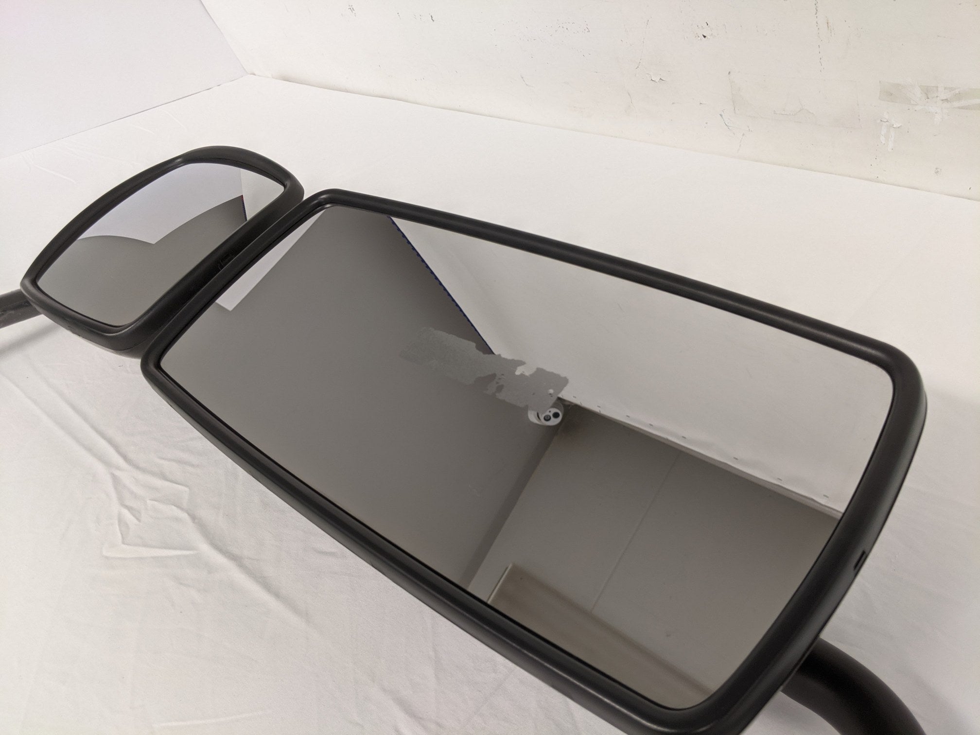 Freightliner LH Outer Black Rearview Mirror Assy - A22-74243-001