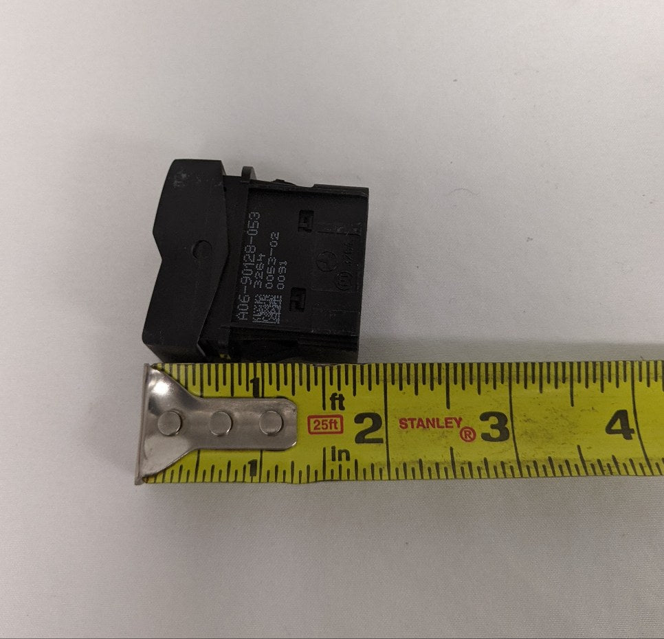 Freightliner Differential (DIFF) Lock Rocker Switch - A06-90128-053