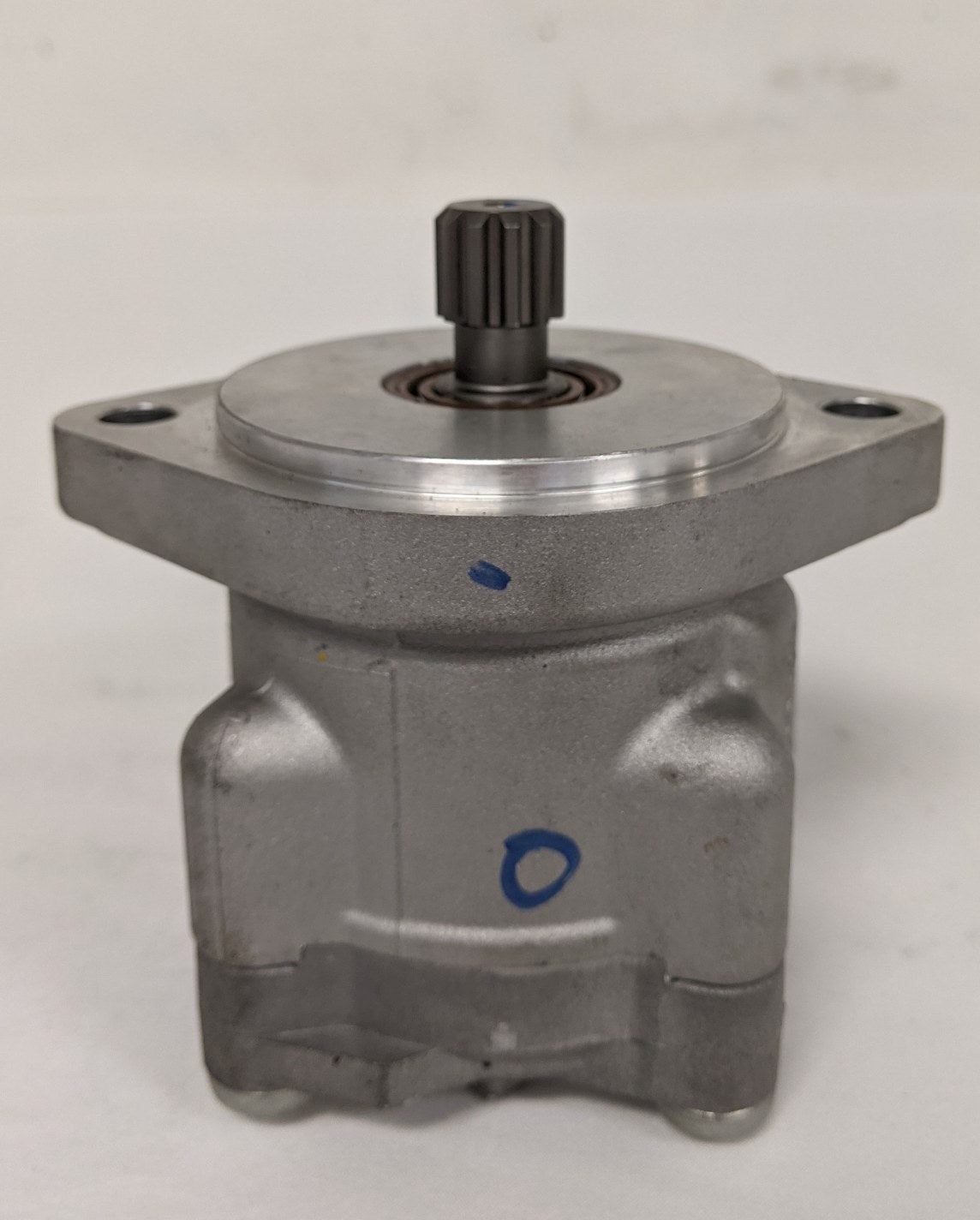イマン ポワージュ キャセロール New Bosch 201618RES Power Steering Pump - 14-20739-018