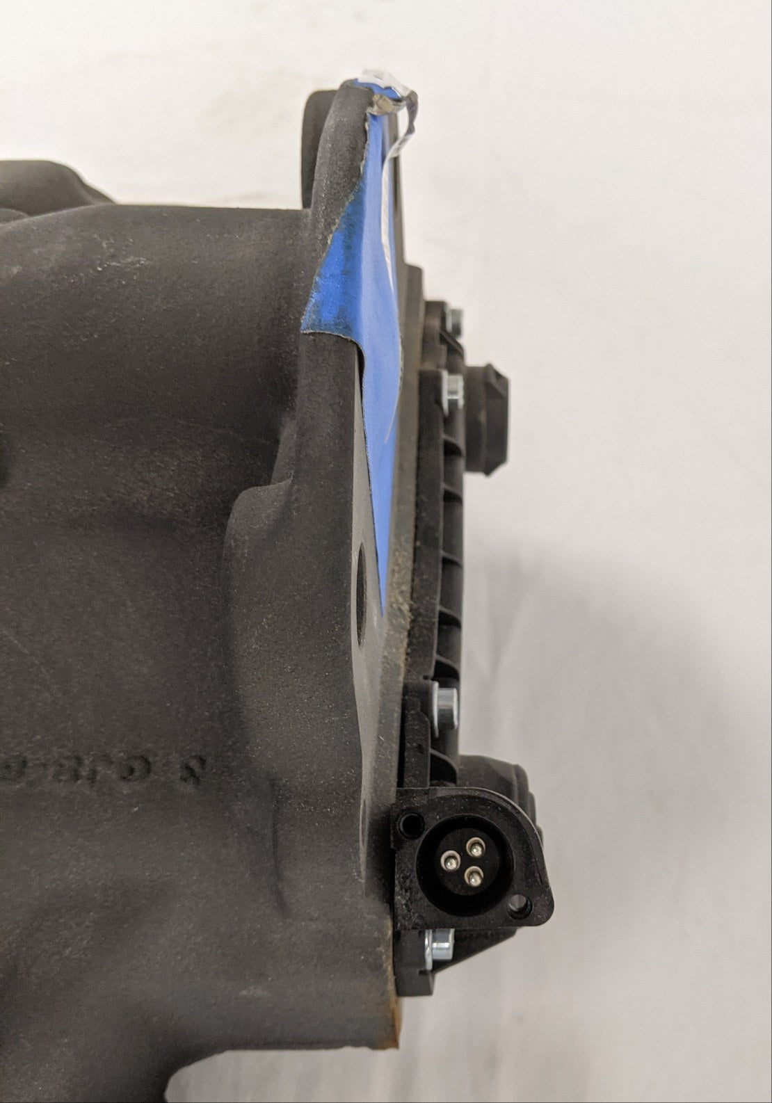 New Knorr-Bremse LH Front Disc Brake Caliper Assembly - P/N A0054200683 (9830273417532)