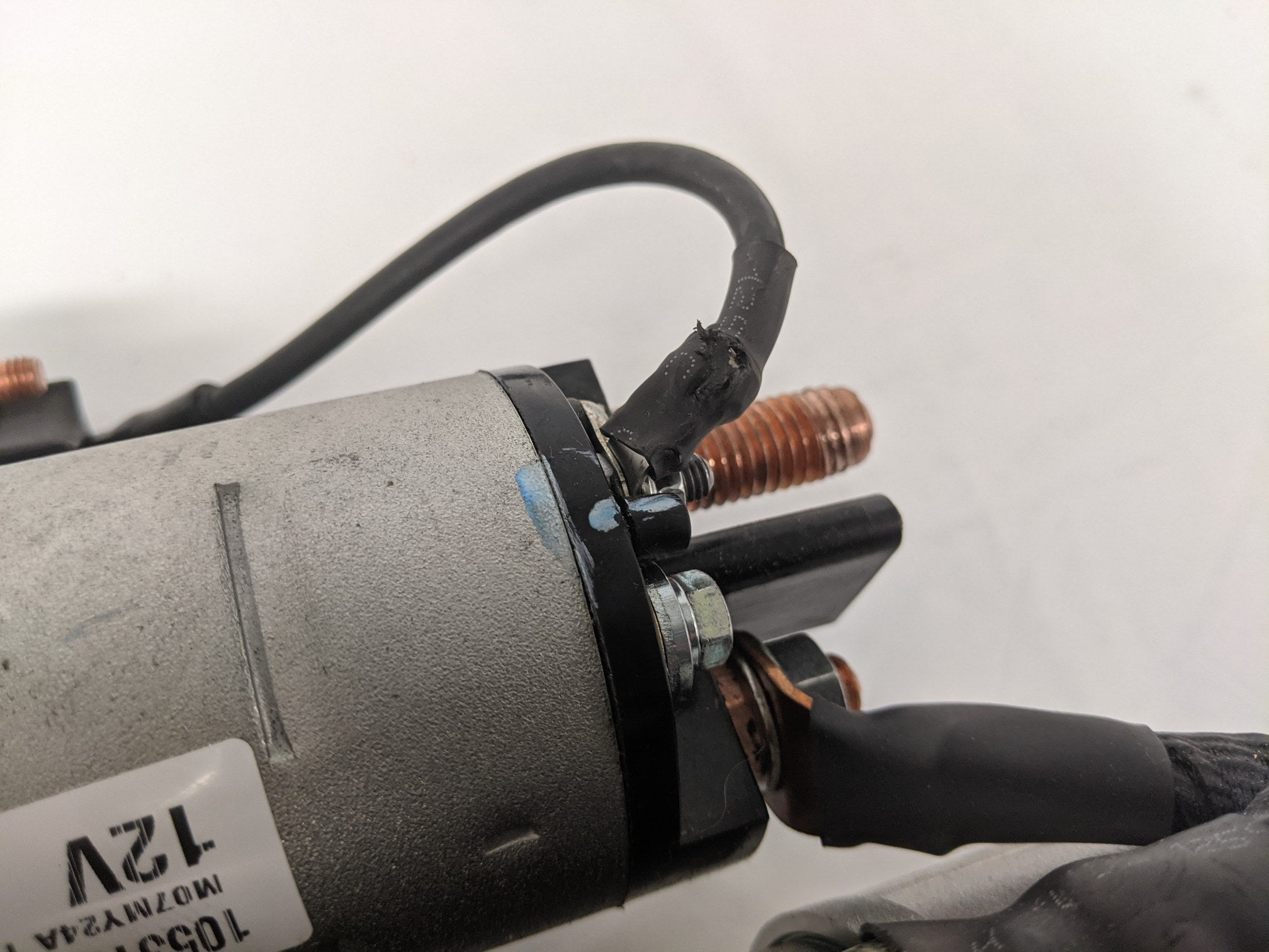 *Damaged Stud* Delco Remy 31MT Wet 12V CW Starter Motor - P/N DR 61016540 (9814095528252)