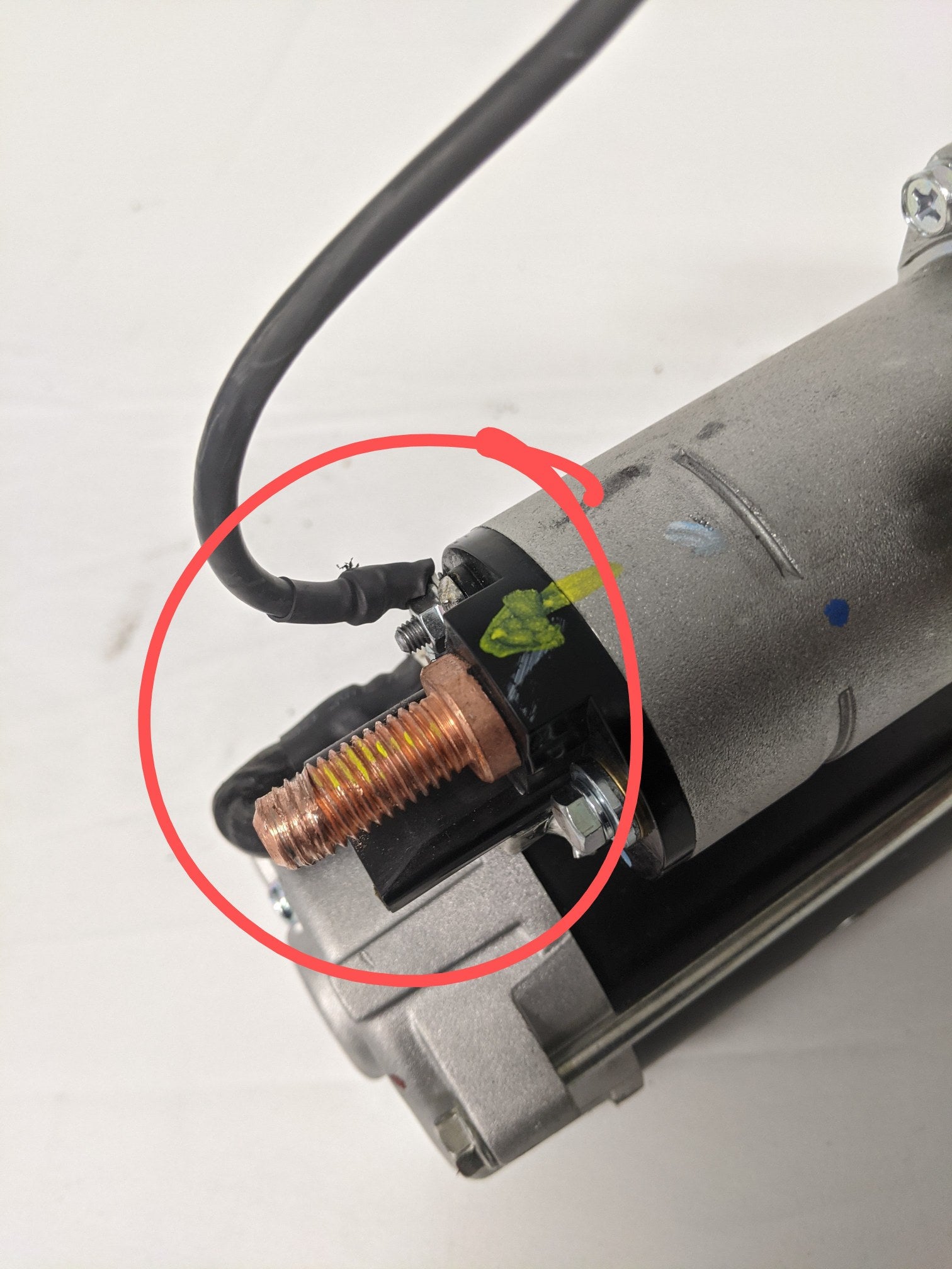 Damaged Stud* Delco Remy 12V CW Starter Motor - DR 61016540