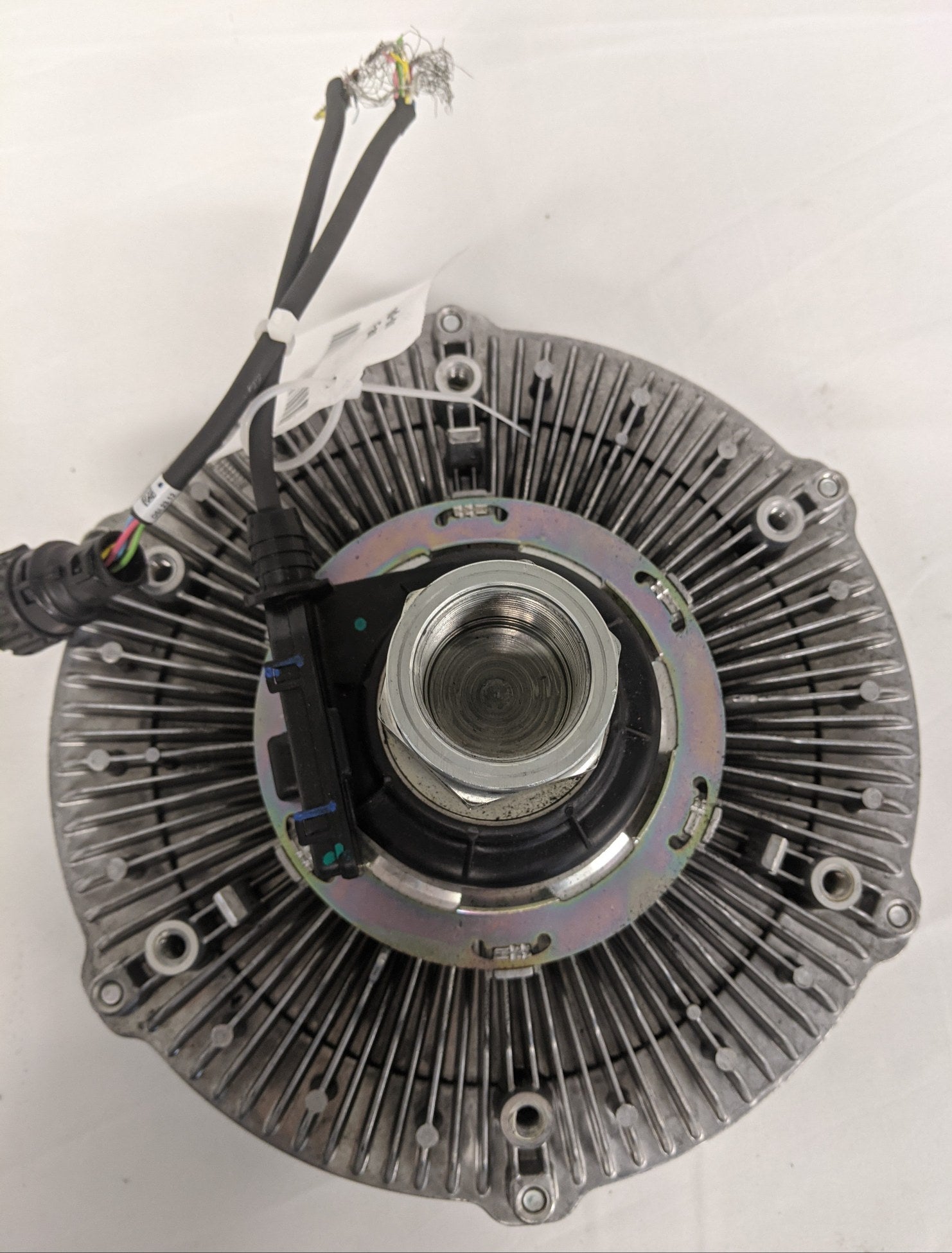 Damaged Kysor Thread-on DD13 U206 Viscous Fan Clutch - P/N KYS 010033115 (9796147872060)