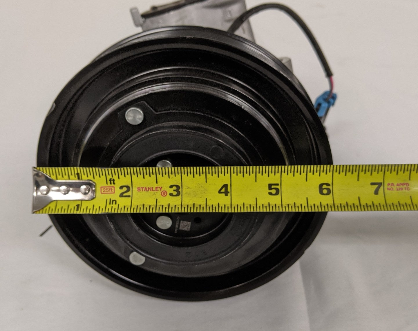 a5512様 Nicked Pulley* DKS-15DT 160 mm A/C Compressor - 22-75520-000