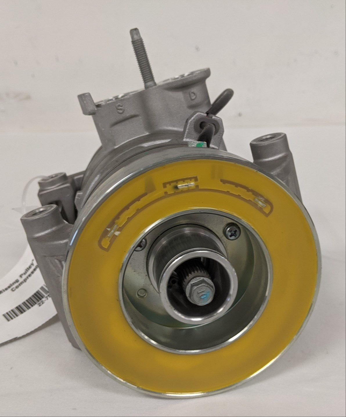Missing Pulley* Valeo DKS-15DT A/C Compressor ONLY - 22-75836-000