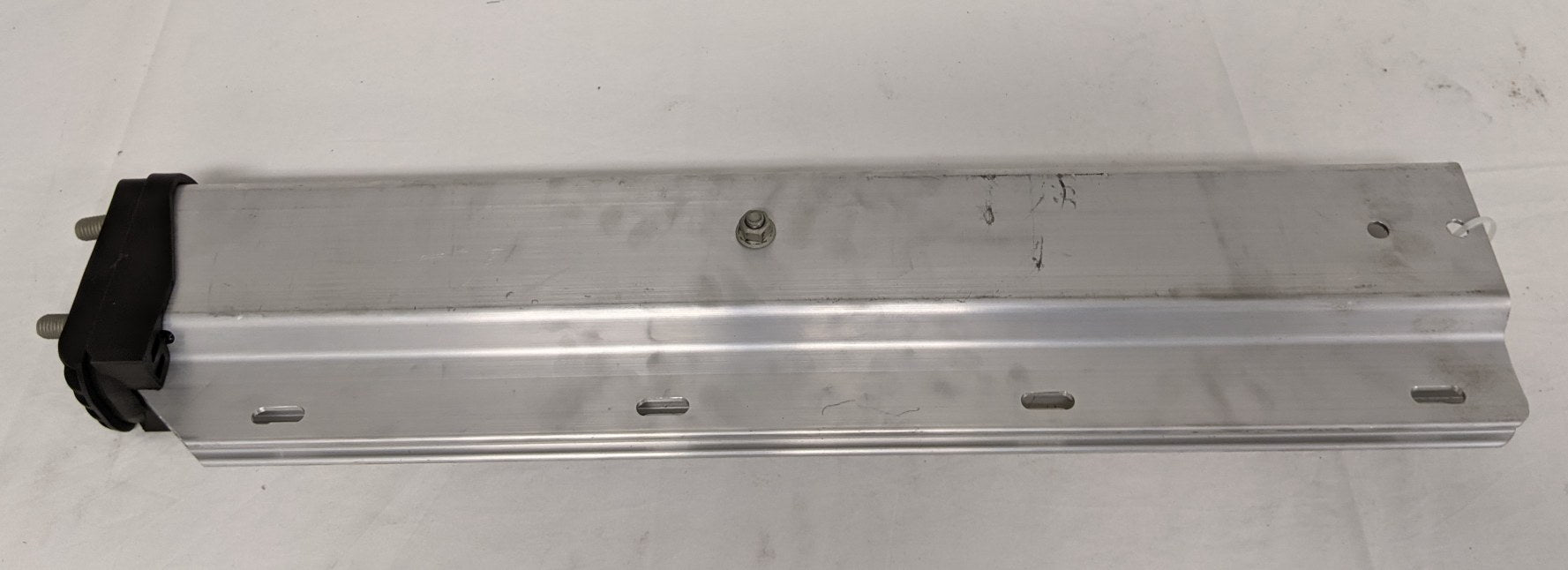 LH Short Mud Flap Mounting Bracket - 22-77903-000