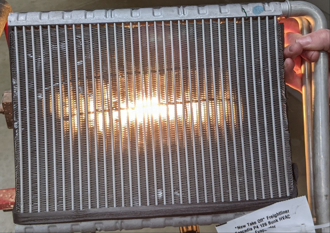 Freightliner Cascadia P4 126 Bunk HVAC Evaporator - FZ681001 Freightliner Cascadia P4 126 Bunk HVAC Evaporator - FZ681001