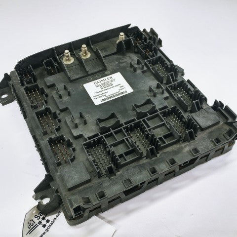 12V Config Body Controller By Daimler P/N  A06-95632-003 (4508155215958)