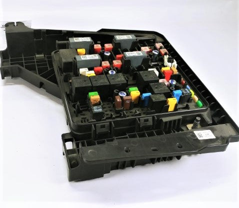 Freightliner Power Distribution Module Fuse Panel (VPDM) P/N  A06-90283-001 (4538986397782)