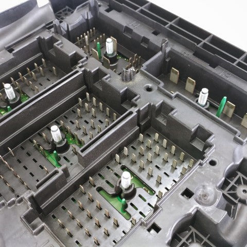 Freightliner Power Distribution Module Fuse Panel P/N A06