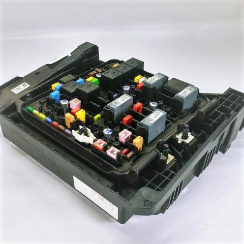 Freightliner Power Distribution Module VPDM Fuse Panel P/N  A06-90283-001 (4539341537366)